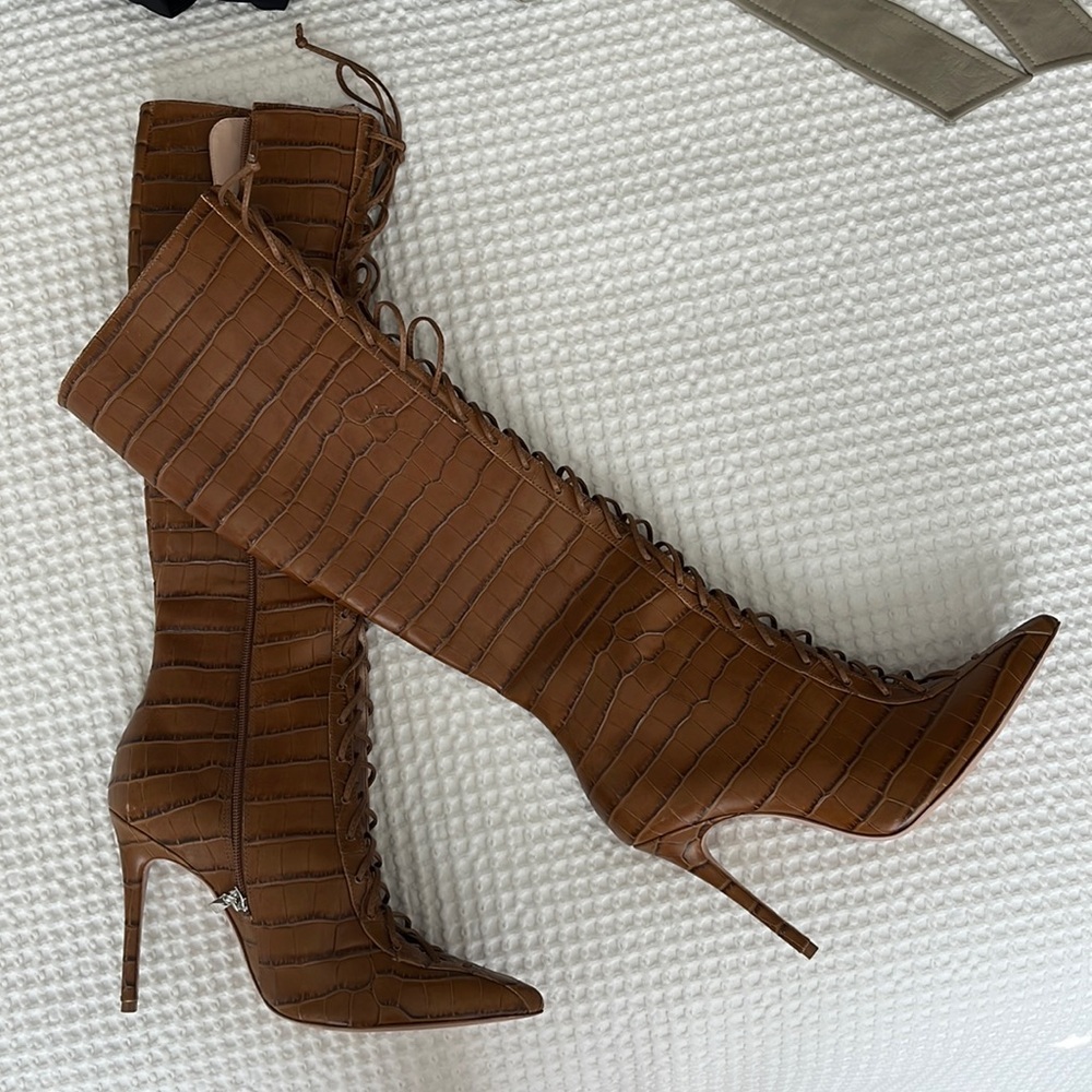 schutz boots